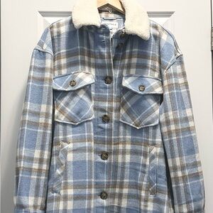 mySTYLE Shacket Plaid Blue White Tan Sherpa Removable Collar NWOT Sz L